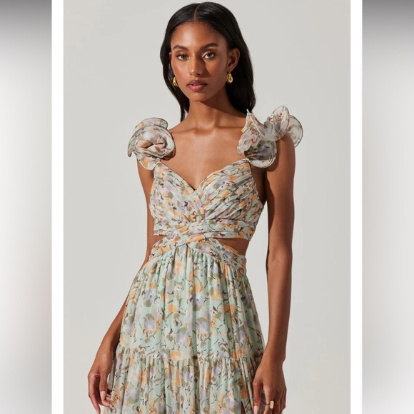 NWT ASTR The Label Fritillaria Maxi Dress Mint Purple Floral Sz S Ruffle Cutout - Picture 10 of 17